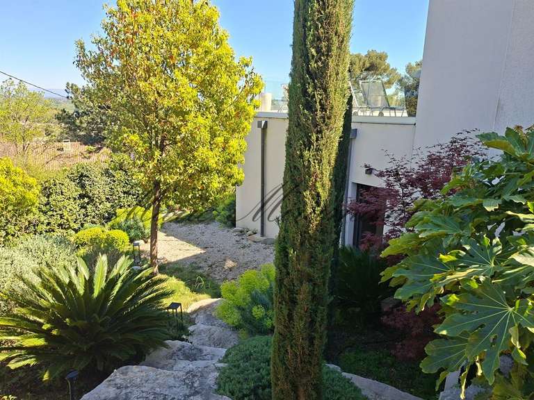 Maison Villeneuve-lès-Avignon - 3 chambres - 175m²