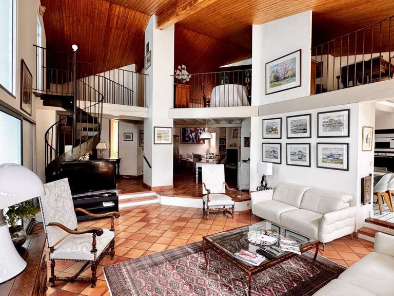 Maison Villeneuve-lès-Avignon - 4 chambres - 265m²