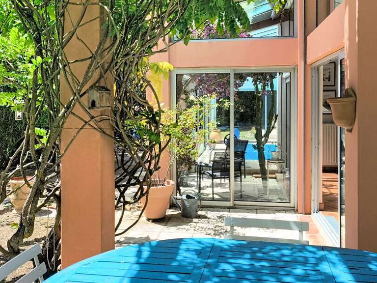 Maison Villeneuve-lès-Avignon - 4 chambres - 265m²