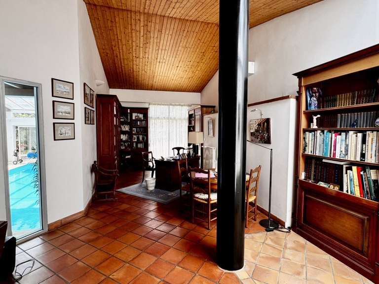 Maison Villeneuve-lès-Avignon - 4 chambres - 265m²