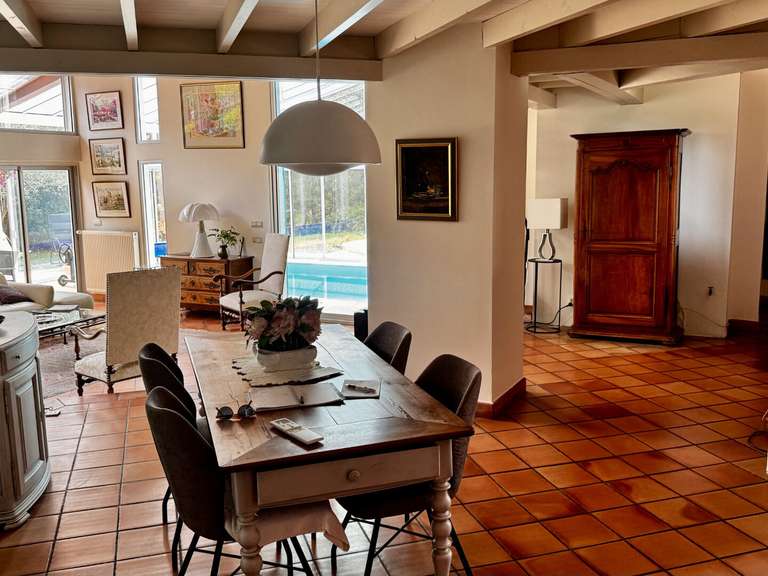 Maison Villeneuve-lès-Avignon - 4 chambres - 265m²