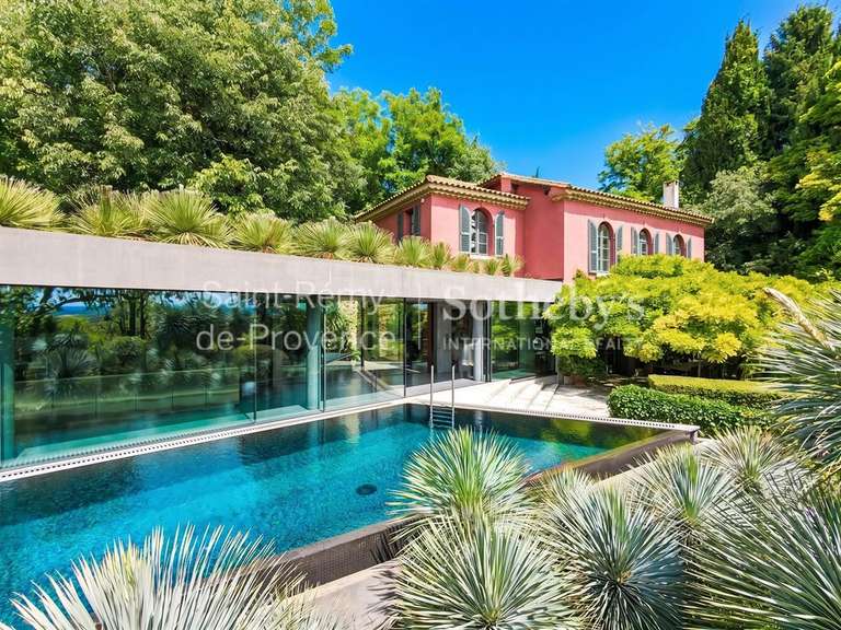 Maison Villeneuve-lès-Avignon - 7 chambres - 600m²