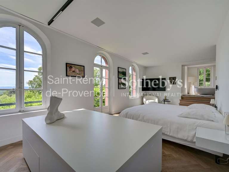 Maison Villeneuve-lès-Avignon - 7 chambres - 600m²