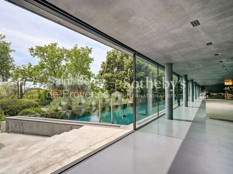 Maison Villeneuve-lès-Avignon - 7 chambres - 600m²