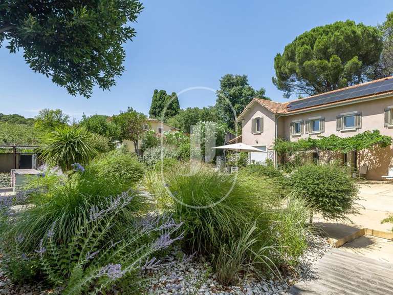 Maison Villeneuve-lès-Avignon - 4 chambres - 262m²