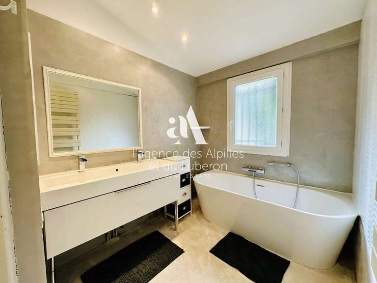 Maison Villeneuve-lès-Avignon - 4 chambres - 170m²