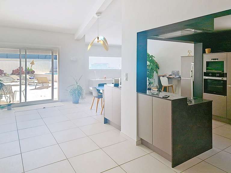 Maison Villeneuve-lès-Avignon - 4 chambres - 160m²