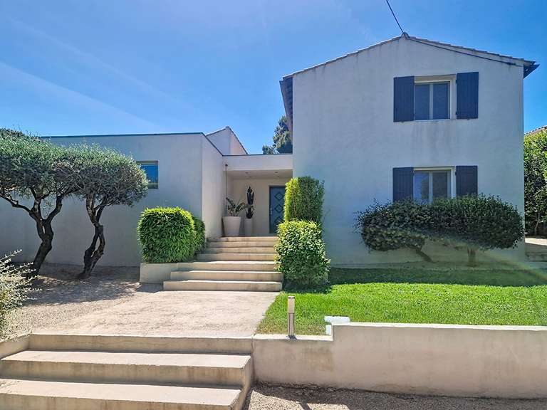 Maison Villeneuve-lès-Avignon - 4 chambres - 160m²