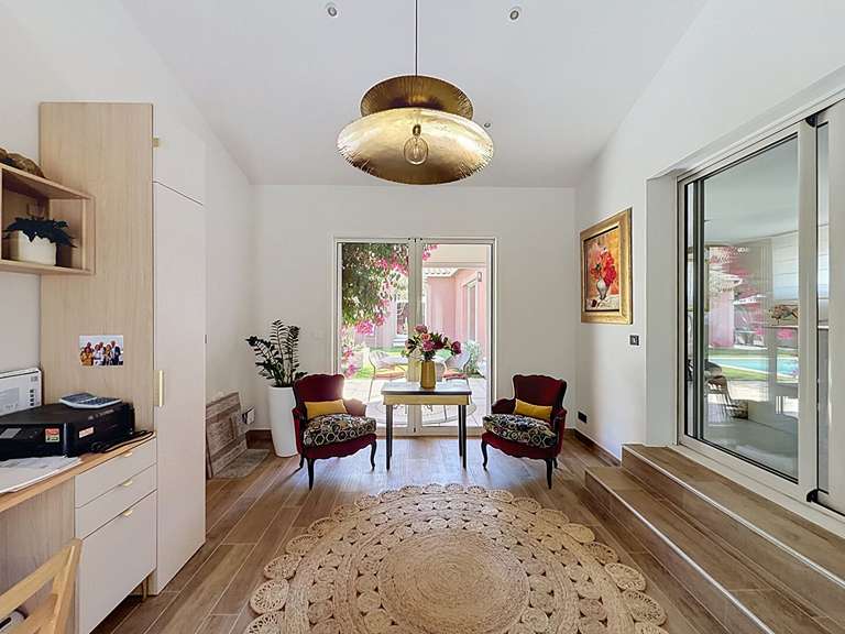 Maison Villeneuve-lès-Avignon - 4 chambres - 193m²