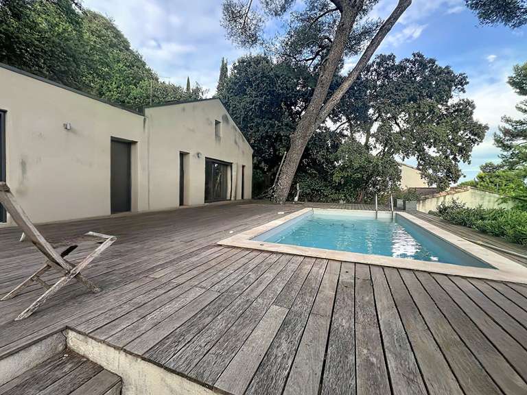 Maison Villeneuve-lès-Avignon - 4 chambres - 139m²
