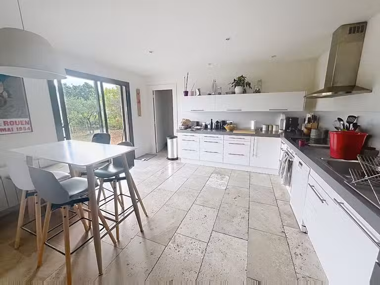 Maison Villeneuve-lès-Avignon - 4 chambres - 139m²