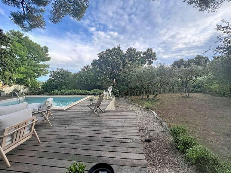 Maison Villeneuve-lès-Avignon - 4 chambres - 139m²
