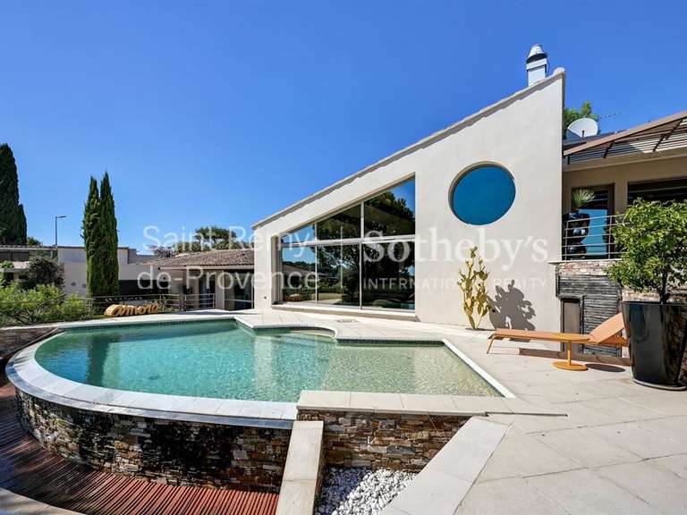 Maison Villeneuve-lès-Avignon - 4 chambres - 180m²