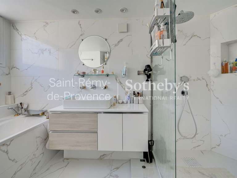 Maison Villeneuve-lès-Avignon - 4 chambres - 180m²