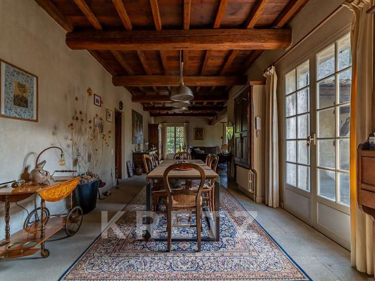 Maison Villeneuve-lès-Avignon - 4 chambres - 175m²