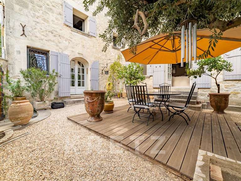 Maison Villeneuve-lès-Avignon - 5 chambres - 260m²