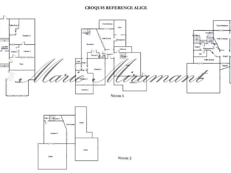 Maison Villeneuve-lès-Avignon - 4 chambres - 330m²