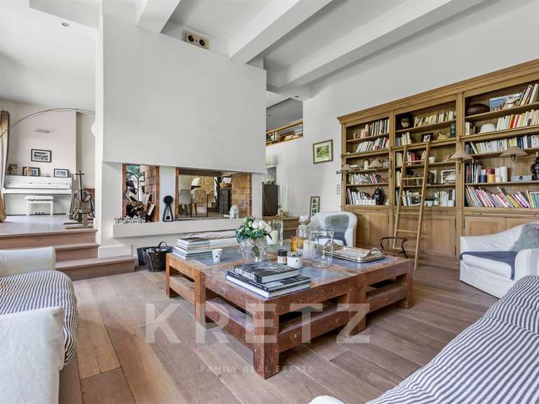 Propriété Villeneuve-lès-Avignon - 600m²