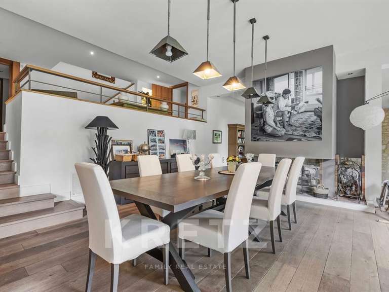 Propriété Villeneuve-lès-Avignon - 600m²