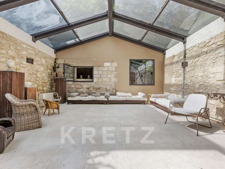 Propriété Villeneuve-lès-Avignon - 600m²