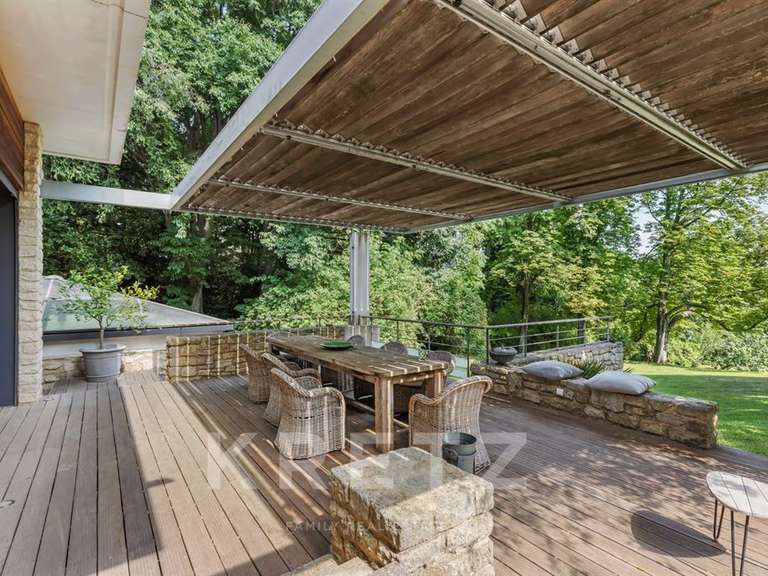 Propriété Villeneuve-lès-Avignon - 600m²