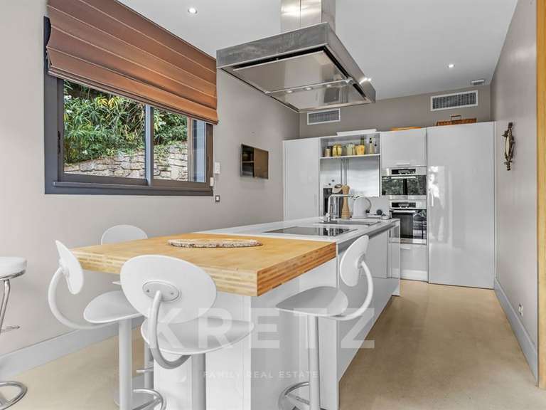 Propriété Villeneuve-lès-Avignon - 600m²