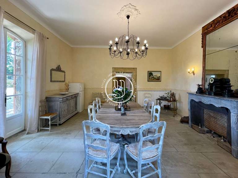 Villa Villeneuve-lès-Avignon - 10 chambres - 607m²