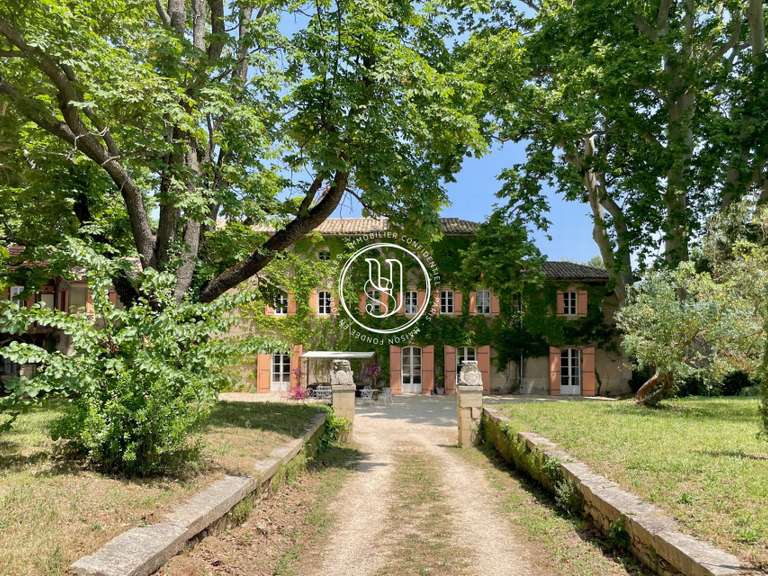 Villa Villeneuve-lès-Avignon - 10 chambres - 607m²