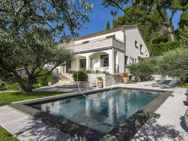 Villa Villeneuve-lès-Avignon - 5 chambres - 279m²