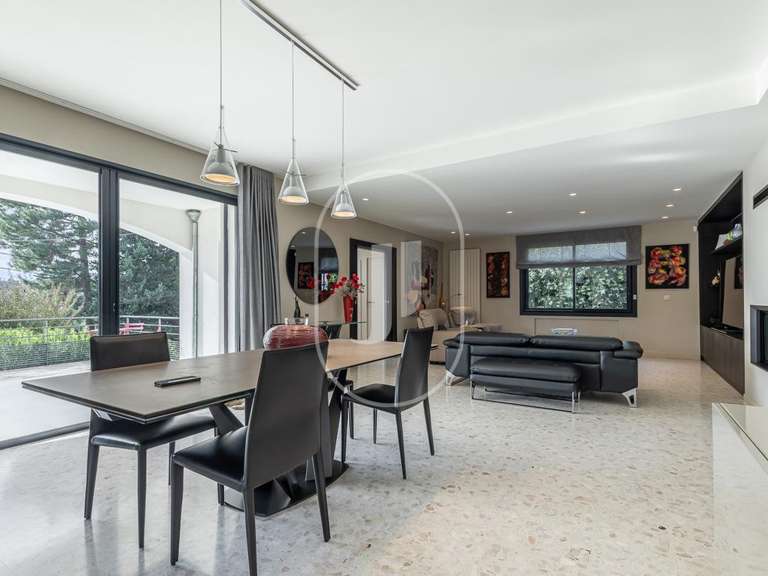 Villa Villeneuve-lès-Avignon - 5 chambres - 279m²