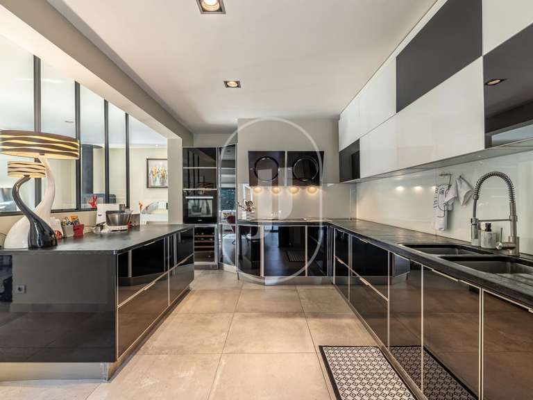 Villa Villeneuve-lès-Avignon - 4 chambres - 163m²