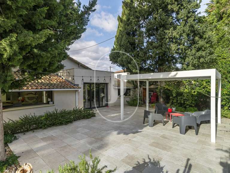 Villa Villeneuve-lès-Avignon - 4 chambres - 163m²