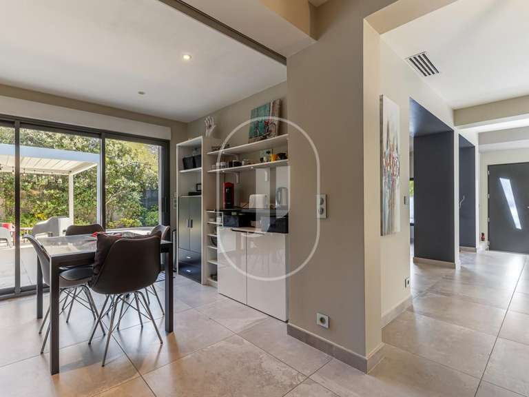 Villa Villeneuve-lès-Avignon - 4 chambres - 163m²