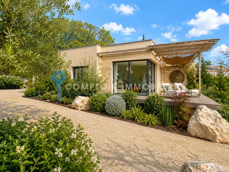 Villa Villeneuve-lès-Avignon - 4 chambres - 185m²
