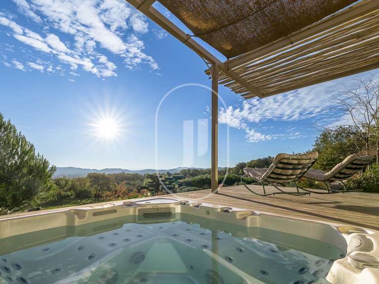 Villa Villeneuve-lès-Avignon - 4 bedrooms - 185m²
