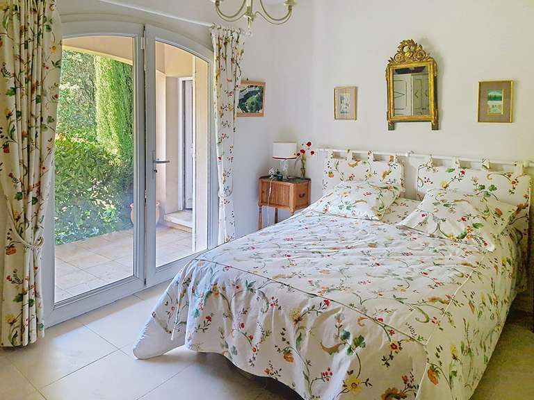 Villa Villeneuve-lès-Avignon - 3 chambres - 230m²