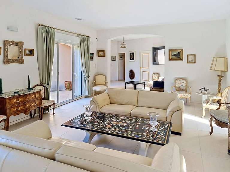 Villa Villeneuve-lès-Avignon - 3 chambres - 230m²