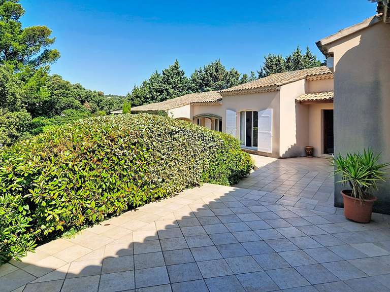 Villa Villeneuve-lès-Avignon - 3 chambres - 230m²