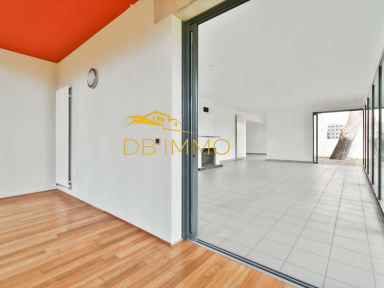 Villa Villeneuve-lès-Avignon - 3 chambres - 170m²