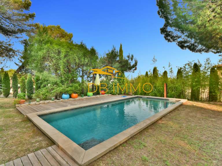 Villa Villeneuve-lès-Avignon - 3 chambres - 170m²