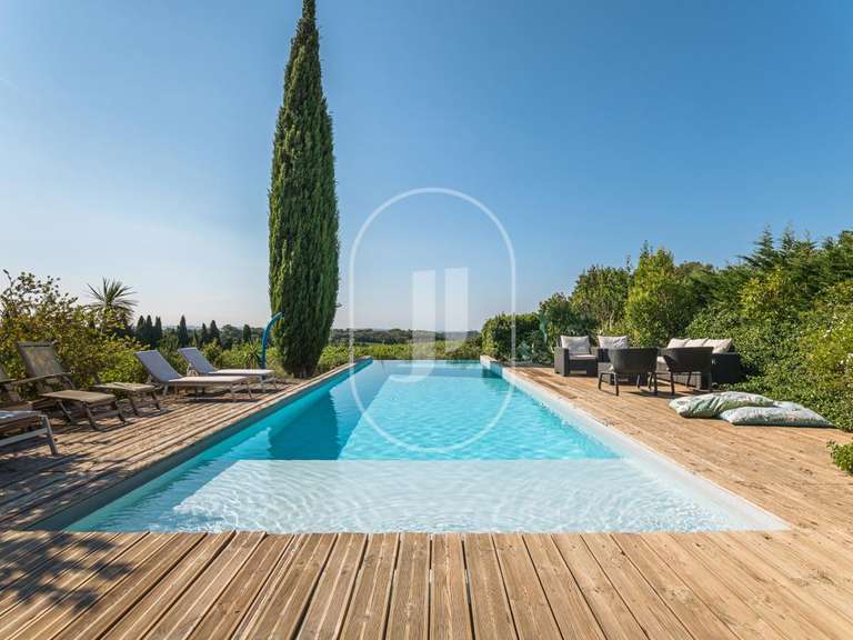 Villa Villeneuve-lès-Avignon - 4 chambres - 158m²