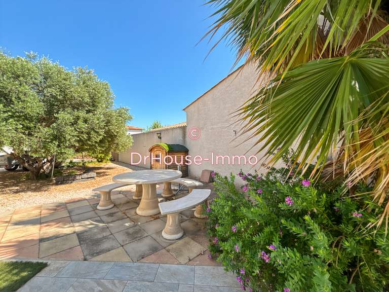 Villa Villeneuve-lès-Béziers - 4 chambres - 149m²