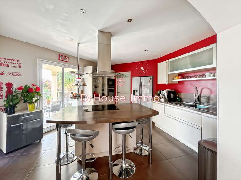 Villa Villeneuve-lès-Béziers - 4 chambres - 149m²