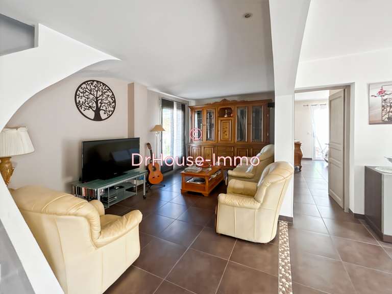 Villa Villeneuve-lès-Béziers - 4 chambres - 149m²