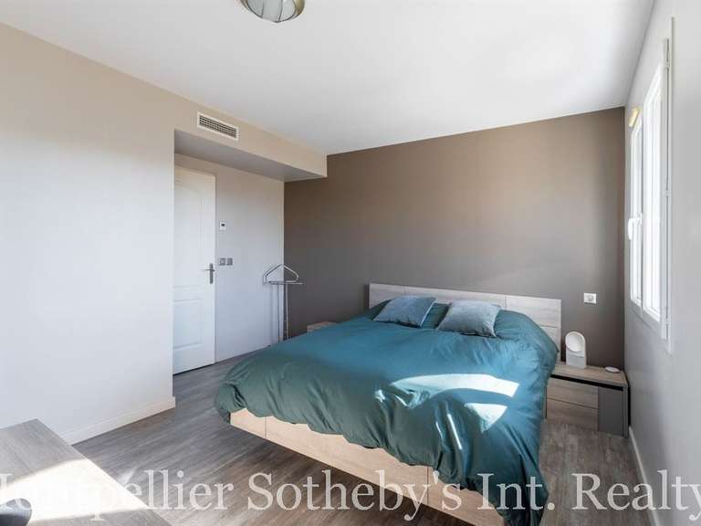 Maison Villeneuve-lès-Maguelone - 4 chambres - 166m²