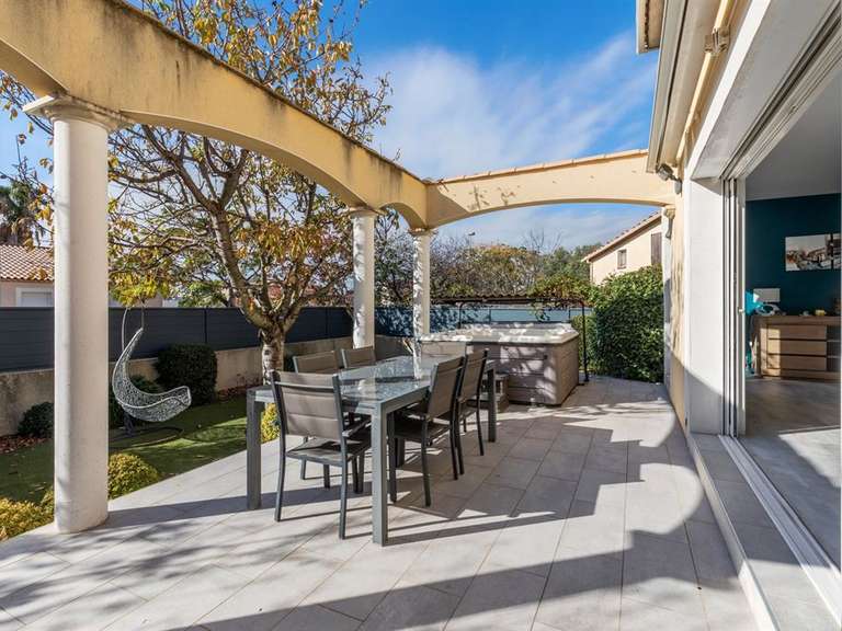 Maison Villeneuve-lès-Maguelone - 4 chambres - 166m²