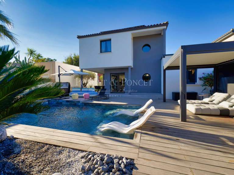 House Villeneuve-lès-Maguelone - 5 bedrooms - 165m²