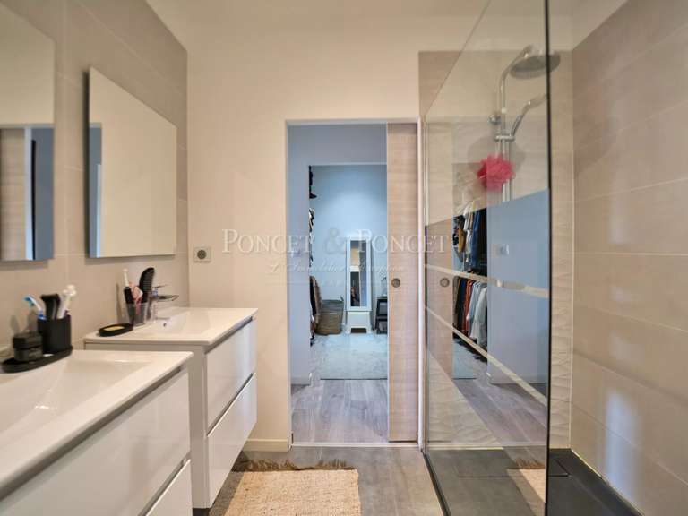 Maison Villeneuve-lès-Maguelone - 6 chambres - 220m²