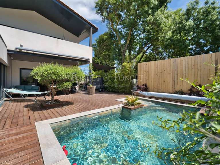 Maison Villeneuve-lès-Maguelone - 6 chambres - 220m²