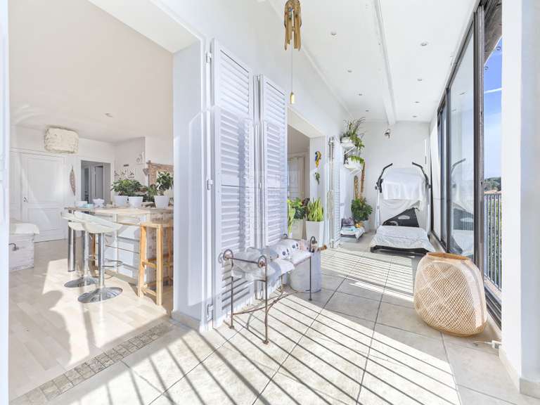 Apartment Villeneuve-Loubet - 5 bedrooms - 165m²